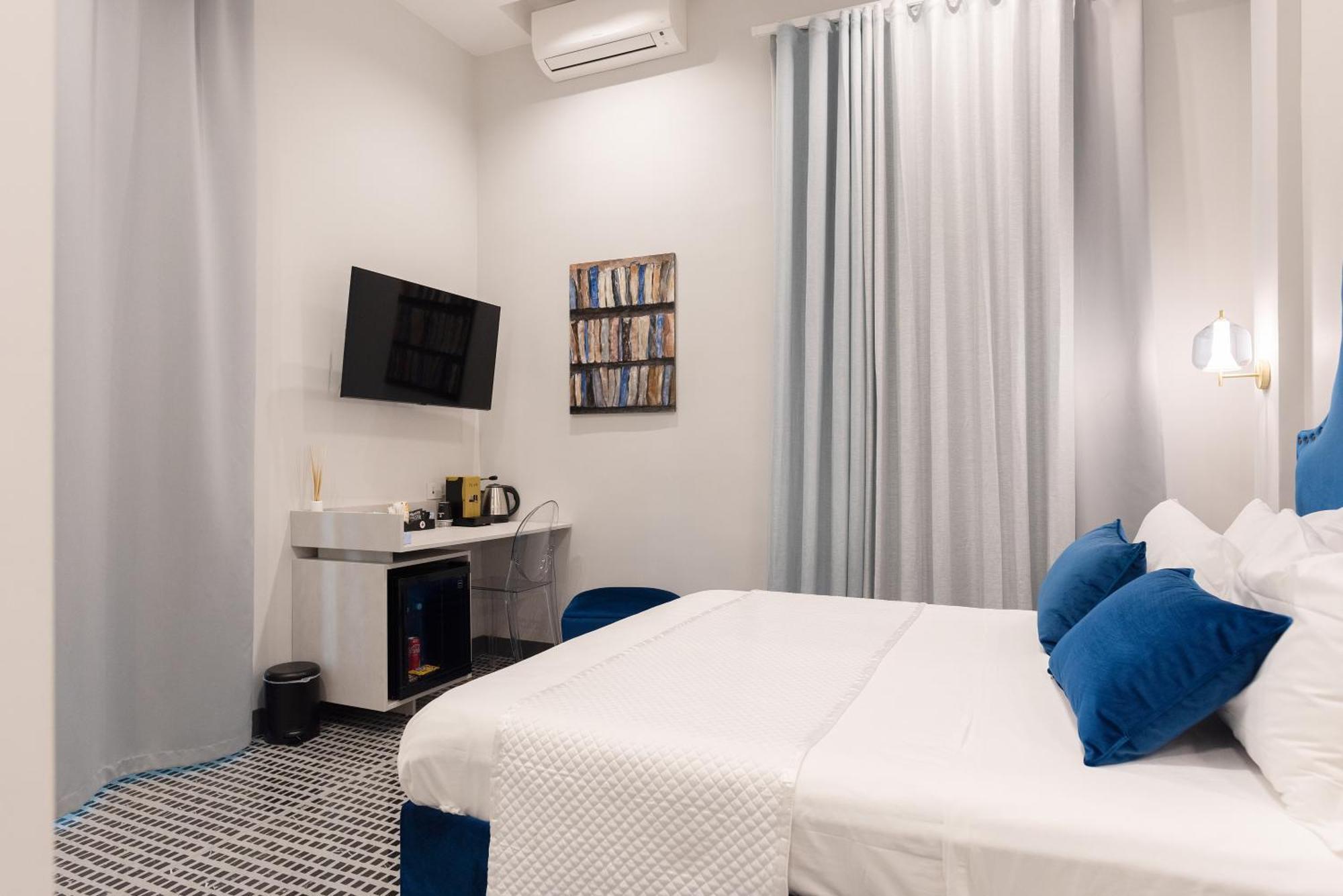 Three Rooms Toledo نابولي المظهر الخارجي الصورة