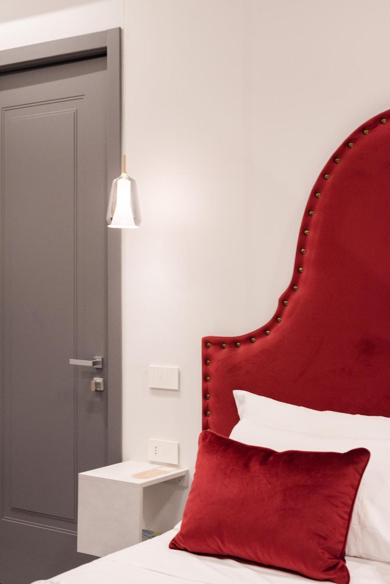 Three Rooms Toledo نابولي الغرفة الصورة
