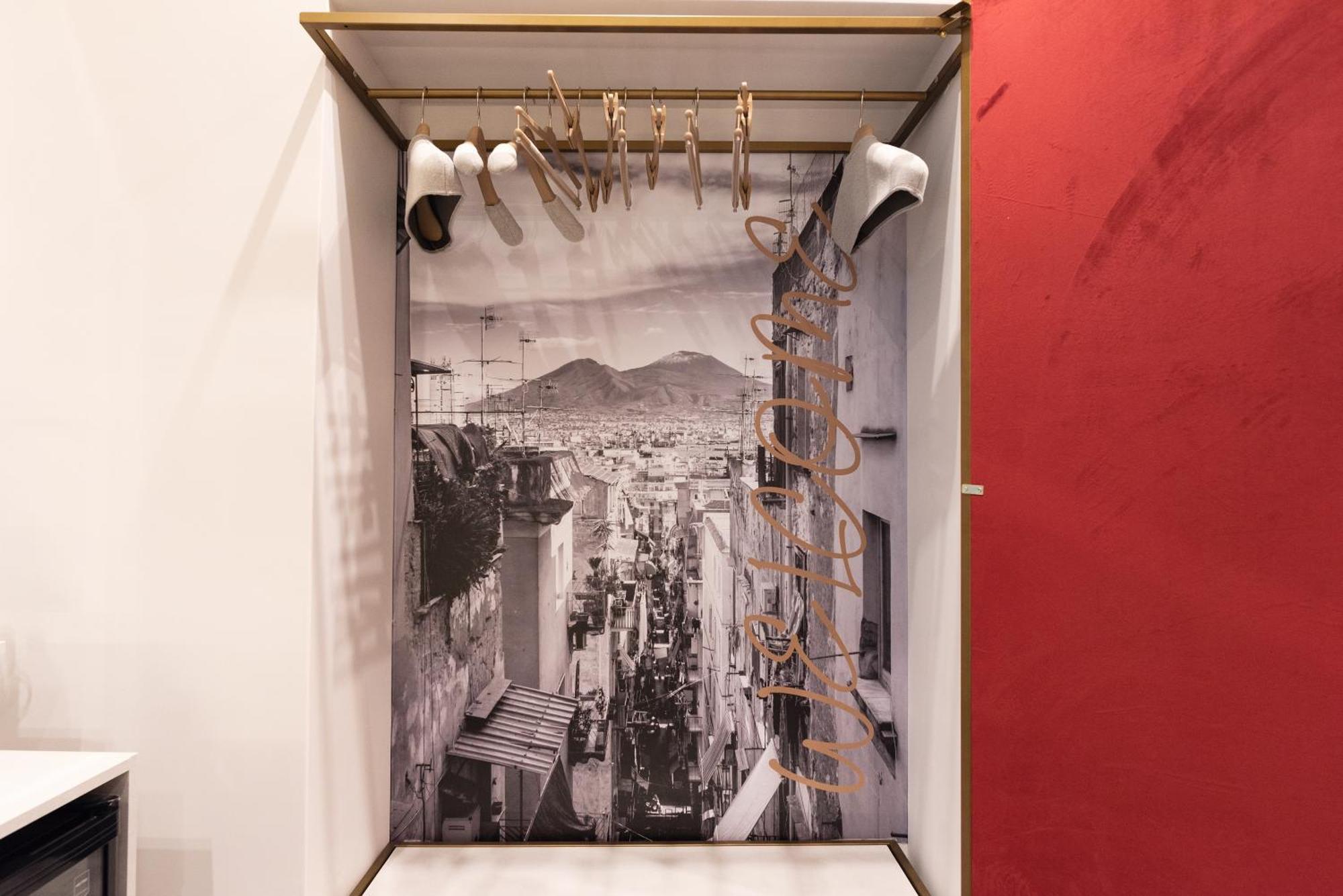 Three Rooms Toledo نابولي الغرفة الصورة